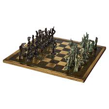 sculptural italian chess set in the
