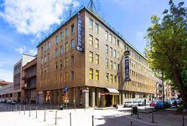 Close to milan's west bypass (exit n°5), in the hotel goldenmile milan has 150 rooms with an elegant and functional design, equipped with all the comforts. Best Western Hotel Madison Milan 2021 Reviews Pictures Deals