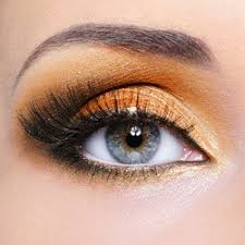 removing eye makeup correctly