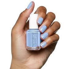 If you've made it this far, you deserve to know a secret. Saltwater Happy Klassischer Nagellack Essie