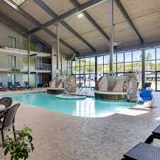 pigeon forge with indoor pool