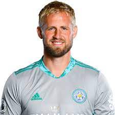Kasper peter schmeichel was born on the 5th day of 5 november 1986 to his mother bente schmeichel (a housekeeper) and. Kasper Schmeichel Profile Bio Height Weight Stats Photos Videos Bet Bet Net