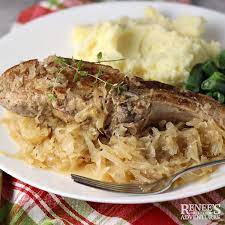 Beef Short Ribs And Sauerkraut In Oven gambar png