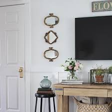 How To Decorate Around A Tv The