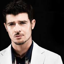 Robin Thickes Blurred Lines Becomes 2013s Longest