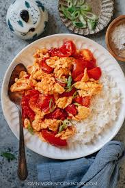 tomato and egg stir fry 西红柿炒鸡蛋