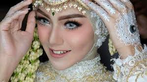 10 model make up pengantin hijab simple