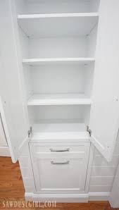 We all have linen closets, but if your family or household is larger than the usual, having a little more storage for linens can be a positive thing. Built In Linen Cabinet Sawdust Girl