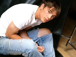He made his feature film debut in 1998 in the slasher. Can You Even Remember The Last Josh Hartnett Film