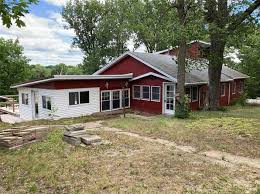 Maybe you would like to learn more about one of these? Waterfront Iowa Waterfront Homes For Sale 446 Homes Zillow