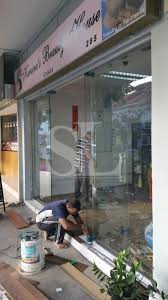 glass door supply install singapore