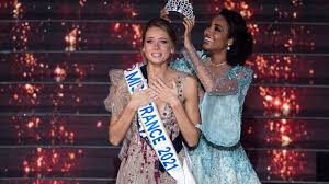 Amandine petit is a master 2 student in management of social structures. Amandine Petit This Surprising Warning From Iris Mittenaere On The Curse Of Miss France Oi Canadian