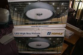 topaz 74415 135w led dimmable fixture