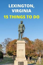 Along the main street you will find colonial buildings dating from around 1700, in different styles and colours. Top 15 Things To Do In Lexington Va Diy Travel Hq Usa Travel Destinations North America Travel Travel Usa