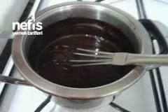 akışkan-çikolata-sosu-nasıl-yapılır