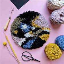10 latch hook rug patterns kits and ideas