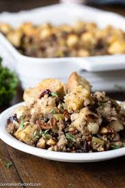 sausage stuffing thanksgiving dressing