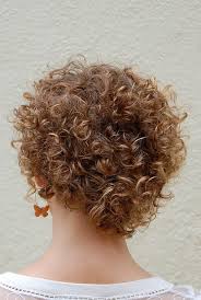 cute cork curls with v shaped nape