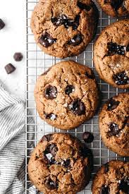 thick chewy chocolate chip cookies