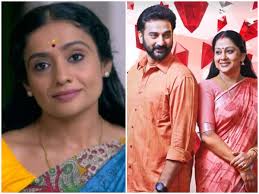 Watch latest zee keralam serials & shows full episodes online on zee5 app. Kudumbavilakku To Santhwanam Here Are The Top 5 Serials Of Malayalam Tv The Times Of India