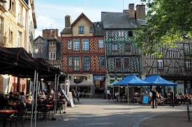 The subreddit for all the inhabitants/visitors of rennes! Rennes Hauptstadt Der Bretagne Jung Cool Magic Bretagne Hauptstadt Reiseziele