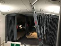 Do pilots sleep with air hostess?