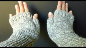 Fingerless gloves keep your hands warm and fingers free. Easy Simple Basic Fingerless Gloves Adult Sm Med Size 4 Advanced Beginner Youtube