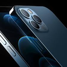 Ƒ/1.6 aperture, 2x optical zoom out, digital zoom up to 5x, portrait mode with advanced bokeh and depth control, portrait lighting with six effects (natural, studio, contour, stage. Apple Iphone 12 Pro And Pro Max Bigger Screens 5g And A Brand New Look The Verge