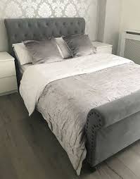 dark grey laminate flooring bedroom