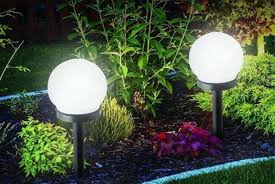 solar powered garden lights offer