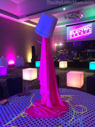 20 awesome 80s party decoration ideas