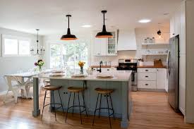 our favorite farmhouse kitchen design