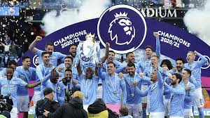 İngiltere Premier Lig sezon şampiyonu Manchester City kupasını kaldırdı |  Eur