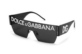 Dolce Gabbanas Logo Collection Goes Bold Lofficiel