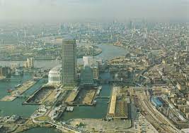 london docklands a 1976 strategic