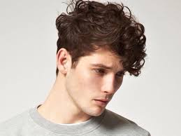 There have been other styles, such as the eton crop (a more extreme take on the short crop), and short layers. Curly Haircuts For Guys 15 Short Haircuts Models