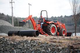 the tractor backhoe combo compact