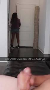 jerk off In Front Of Mom Porn Pics and XXX Videos - Reddit NSFW
