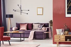 Colors That Go With Maroon Interiors