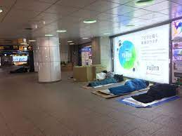 歌舞伎町の現役ホームレスが明かす極寒の夜の過ごし方「まず鬼殺しで身体を温める」 « 日刊SPA!