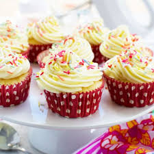 healthier vanilla cupcakes with 2