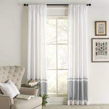 what color curtains matches best with