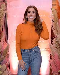 Stacey solomon and joe swash have revealed they are expecting their second baby together with a sweet pregnancy announcement. Branded A Bad Mum Lazy And Stupid Why Stacey Solomon Attacks Prove Mums Are The Worst Trolls
