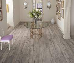 laminate flooring cleaning and maintenance