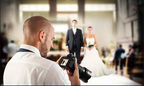 Different photographers and different businesses bring varying wedding photography albums generally start at about $500 for a small book and can cost anywhere up to $3,000 or more for a large book. How Much Do Wedding Photo Albums Cost