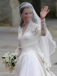 Kate middleton hochzeitskleid kaufen das beste aus. Bilderstrecke Zu Kate Middleton Ein Hochzeitskleid Fur Die Ewigkeit Bild 3 Von 6 Faz