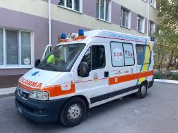 FOTO// Donație din Italia: ambulanță pentru Spitalul raional și autospecială pentru școala din Puhoi | IaloveniOnline