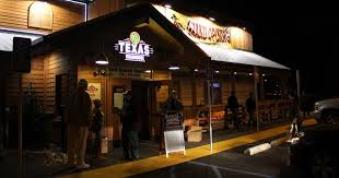 Texas Roadhouse Opens To Rave Reviews