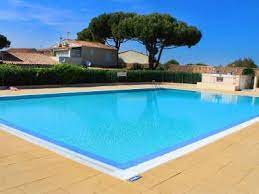 location maison avec piscine à agde dès