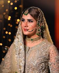 gorgeous kubra khan bridal makeup shoot